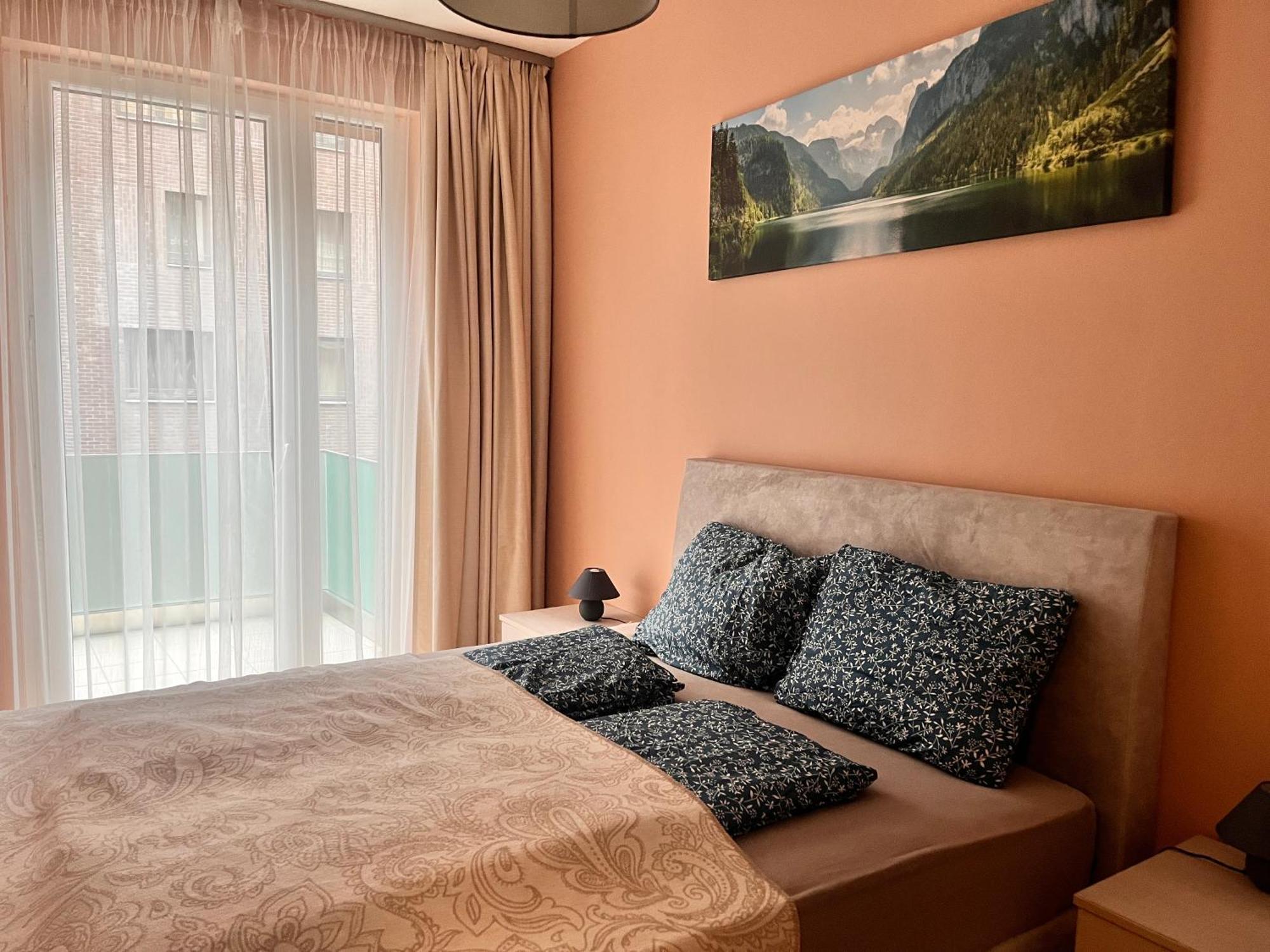 Apartment Ultra Sale - Alberto's - Book Now